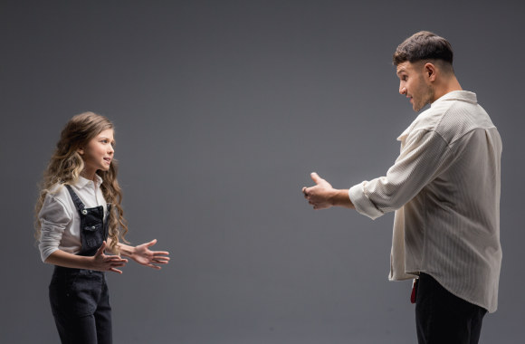 Vaidas Baumila kartu su Sofija Vasilevskyte pristatė šventinį kūrinį/Roberto Daskevičiaus nuotr.