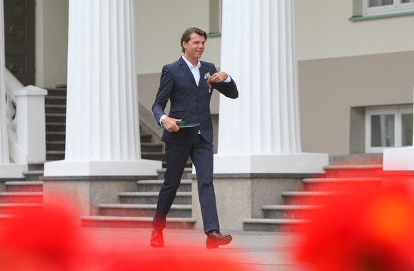 Juozas Statkevičius nuoširdžiai džiaugėsi pavėluotai atsiimtu garbingu apdovanojimu