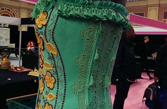 Bronzą pelnęs Viktorijos Žalgevičiūtės tortas