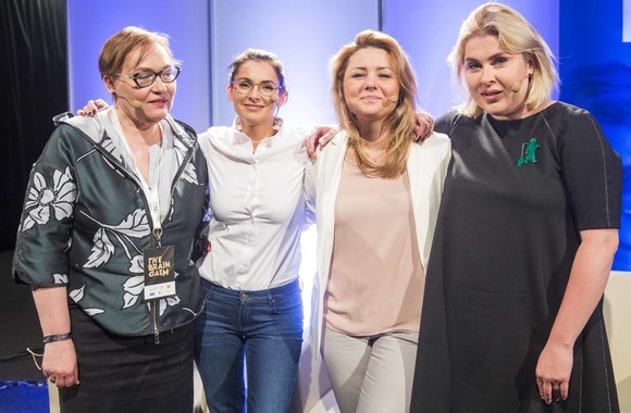 Agnė Jagelavičiūtė, Dovilė Filmanavičiūtė, Aušra Maldeikienė ir Beata Nicholson