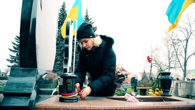 Lina Voluinės Naugardo mieste aplankė karo veterano ukrainiečio Volodymiro šeimą.