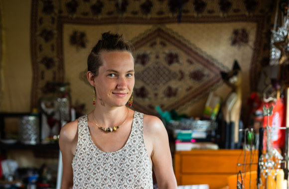 „CraftsmenOnTheRoad“ juvelyriką kurianti Jurga Alminaitė / Gedmanto Kropio nuotr.