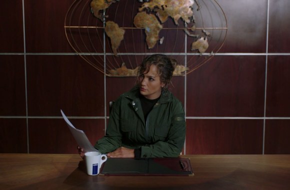 Jennifer Lopez vaizdo klipe „Ain't Your Mama“