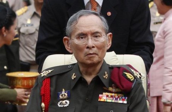 1 vieta – Tailando karalius Bhumibolas – 30 mlrd. dolerių