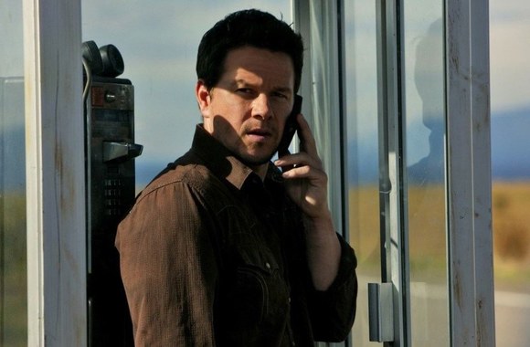 Markas Wahlbergas filme „2 Ginklai“