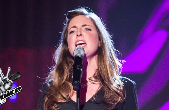 pirmoji-princo-williamo-meile-rose-farquhar-muzikiniame-sou-the-voice