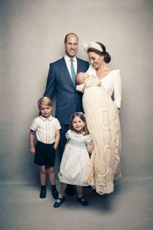 Princas Williamas su žmona Catherine ir vaikais princu George'u, princese Charlotte bei princu Louisu / „Scanpix“ nuotr.