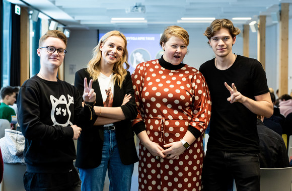  Atvira diskusija apie patyčias internete „Šiandien tu – rytoj apie tave“