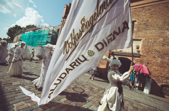 Aludarių dienos akimirka