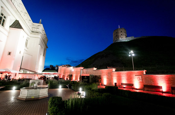 Vakaro Valdovų rūmuose akimirka