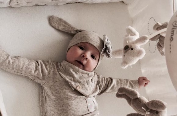 Katažina Zvonkuvienė pasidalijo naujomis dvynukų Kornelijos ir Donato nuotraukomis