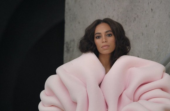 solange-cranes-in-the-sky-official-video
