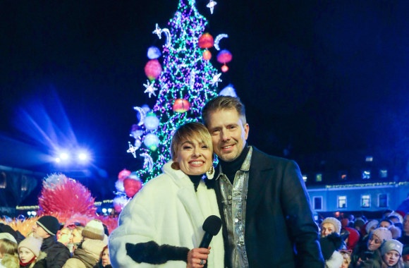 Kaune įžiebta Kalėdų eglė/Teodoro Biliūno/„Žmonės Foto“ nuotr.