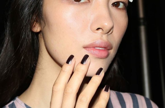 „Vera Wang“ modelio nagai