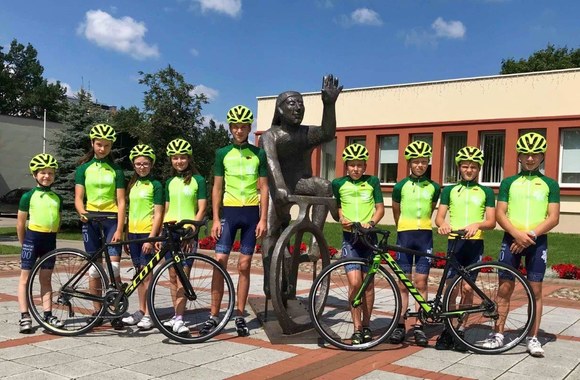 Pristatyta nacionalinė dviratininkų apranga