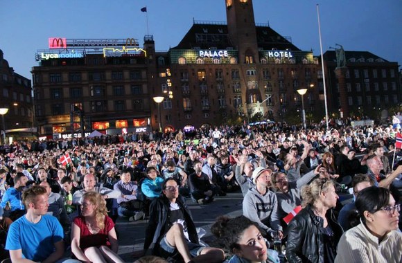 2013-ųjų „Eurovizijos“ finalą danai stebėjo Kopenhagos rotušės aikštėje