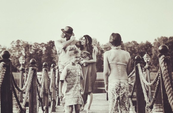 Viktorijos ir Arvydo Macijauskų šeimos fotosesija / Linos Aidukės nuotr.