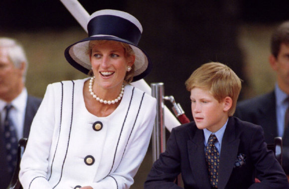 Princesė Diana ir princas Harry (1995)