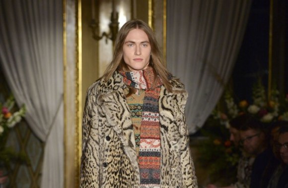 „Roberto Cavalli“ 2016 m. rudens-žiemos kolekcijos modelis