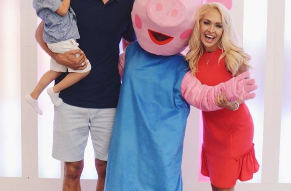 Simas Jasaitis su žmona Oksana ir sūnumi Dominyku