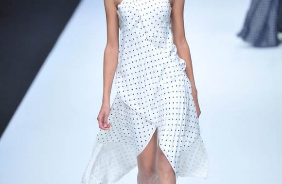 „Angelos Bratis“ 2016 m. pavasario-vasaros kolekcija