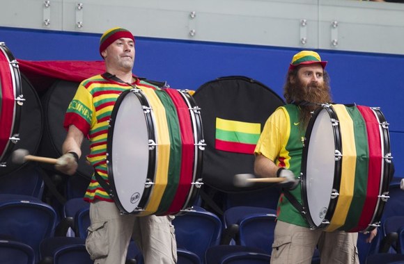 Tomas Balaišis-Sėkla (dešinėje)