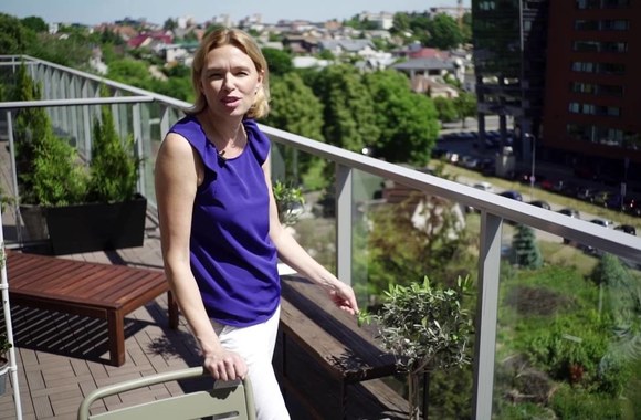 retroforma-miesto-terasa