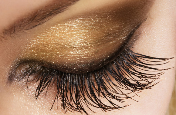 Priklijuojamos blakstienos