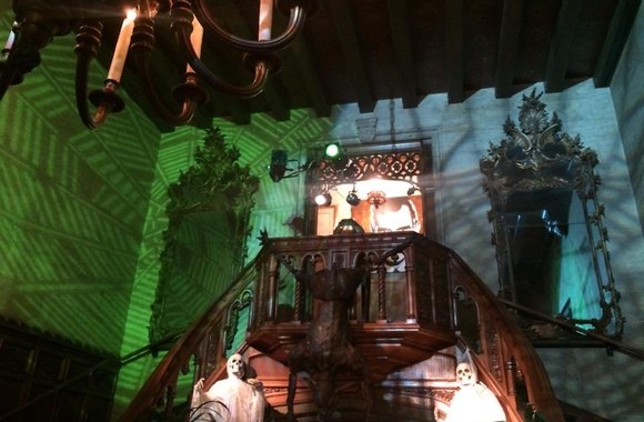 Helovinas „Playboy“ viloje