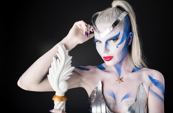 star-girl-body-painting-cosplay