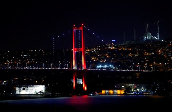 Turkijos gatvėse – kariai