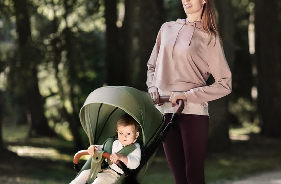 Martyna Vasiliauskė su dukrele Lėja