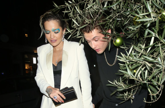 Rita Ora viešumoje pasirodė su Rafferty Law/Vida Press nuotr.