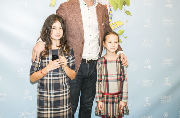 Vitalijus Jančenkovas su dukromis