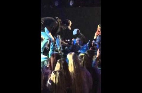 susinervines-justinas-bieberis-nutrauke-koncerta-norvegijoje