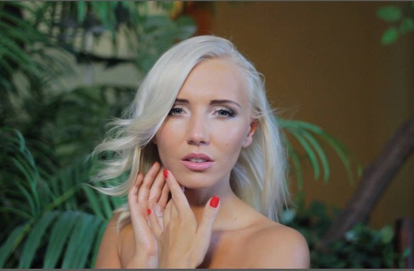 gintare-mackelaite-feat-adamsa-rudenejavideo-intro