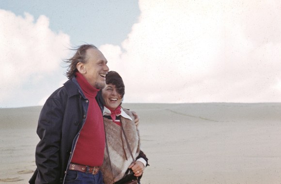 Irena Veisaitė su vyru Grigorijumi Kromanovu Nidoje / Asmeninio albumo nuotr.