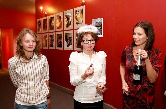 Kino gerbėjai sveikino kino teatrą „Pasaką“ su gimtadieniu.