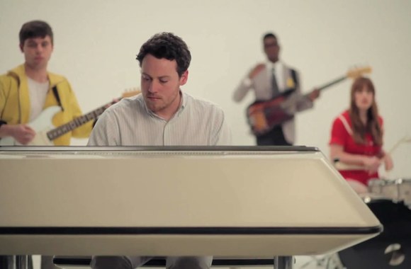 metronomy-the-look-music-video