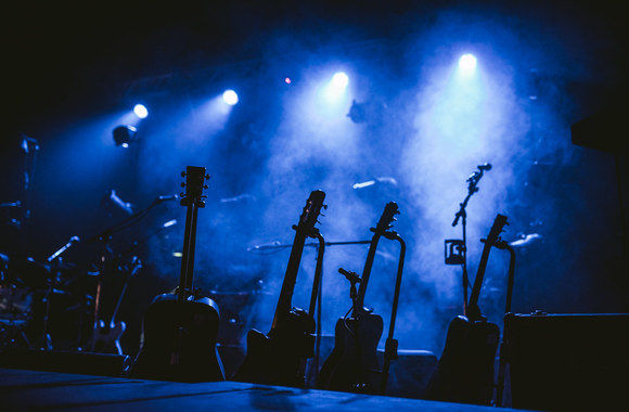 „Fink“ koncerto akimirka