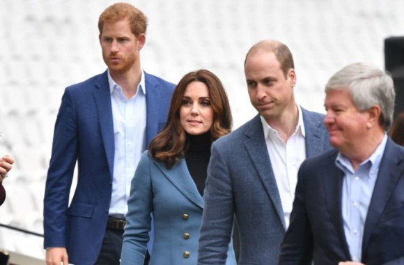 Besilaukianti Kembridžo hercogienė Catherine – netikėta viešnia sporto šventėje