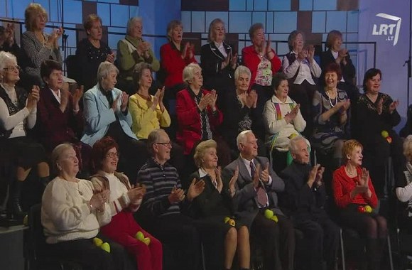 kas-sveikiau-obuolys-ar-kriause