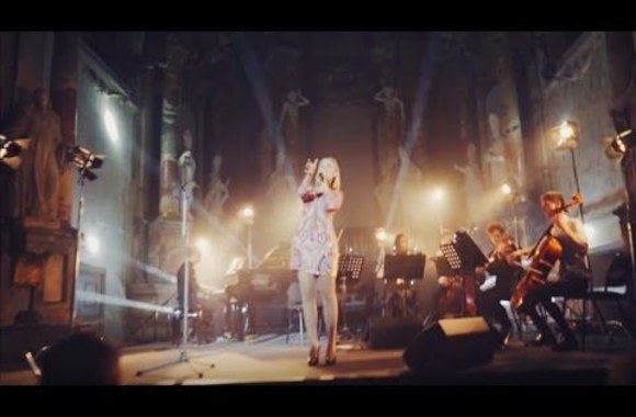 monika-linkyte-walk-with-me-live-su-styginiu-kvintetu