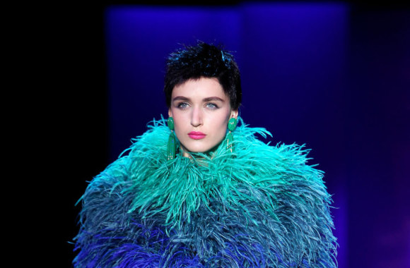 „Armani Privé“ 2015 m. rudens kolekcijos modelis