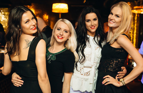 Vakarėlis klube „Pantera“