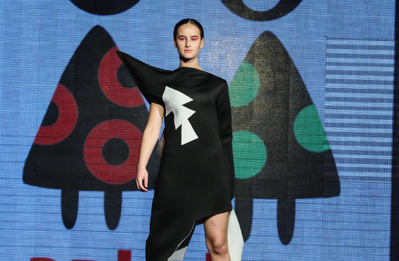 Mados šou „Apkalbos 2019“