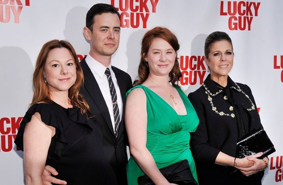 Aktorius Colinas Hanksas su žmona Samantha Bryant (kairėje), seserimi Elizabeth Hanks ir pamote Rita Wilson (dešinėje)