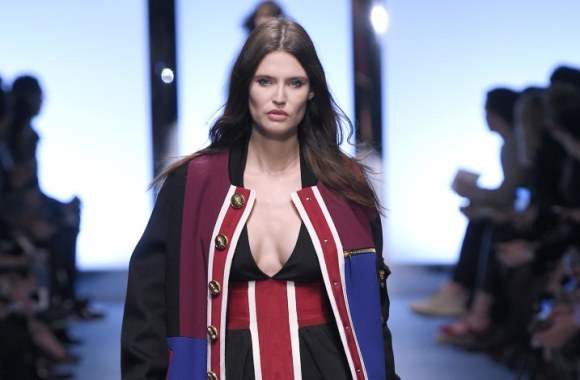 „Fausto Puglisi“ 2016 m. rudens-žiemos kolekcijos modelis
