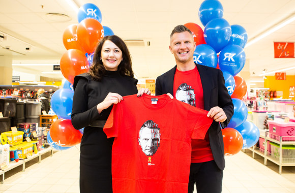 Rimanto Kaukėno labdaros ir paramos fondas pristatė specialius marškinėlius su Lietuvos vyrų krepšinio rinktinės žaidėjų atvaizdais/Gretos Skaraitienės nuotr.