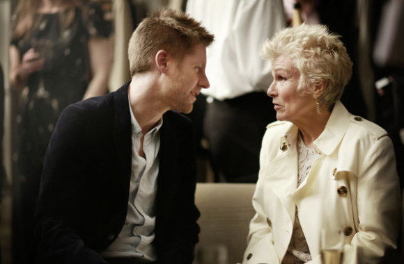 Christopheris Bailey ir Julie Walters